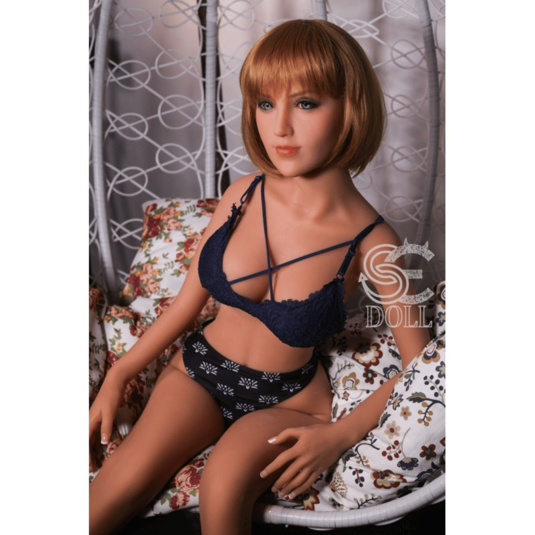 Mély – Poupée sexuelle IA 148 cm avec fonctions orales
